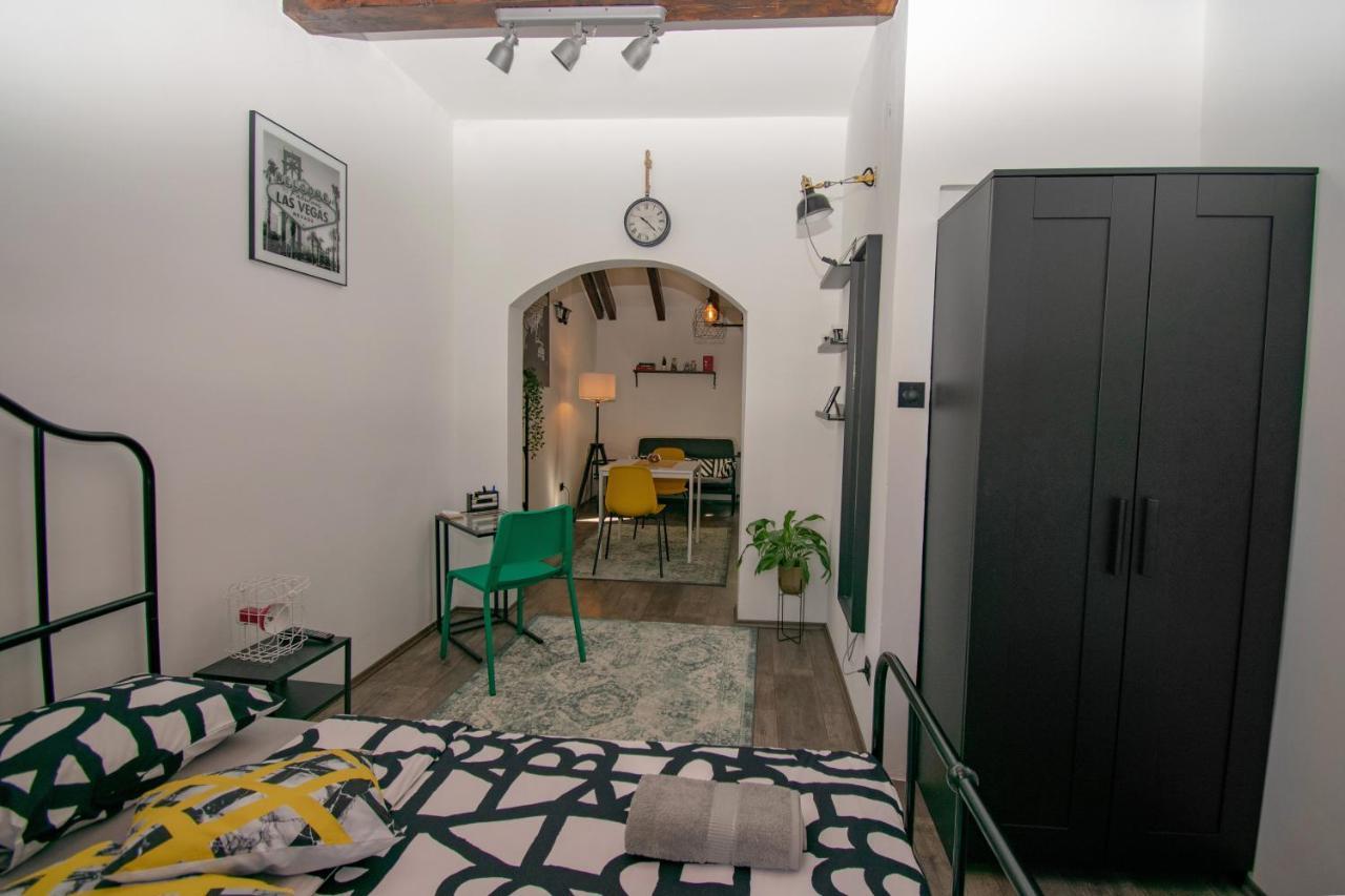 Studio Apartman Dalia Apartman Zágráb Kültér fotó